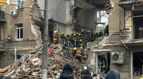 Война, 27 января. В Добруше упал «шахед». Удар по жилым домам в Одессе: есть убитые и раненые. Атака на пассажирский поезд в Харьковской области