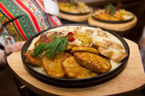 Пир во время санкций: люди в Беларуси стали больше тратить на кафе и рестораны