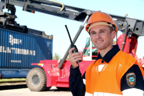 Конвейер репрессий. Диспетчера БелЖД обвиняют в «государственной измене». Начался заочный суд над экс-калиновцем — ему инкриминируют 18 статей УК. Новые задержания на границе